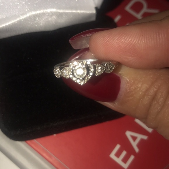 Kay Jewelers Diamond Promise Ring 1/5 CT - Picture 4 of 5
